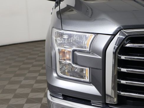 Used 2017 Ford F150 XLT w/ Equipment Group 302A Luxury image 11