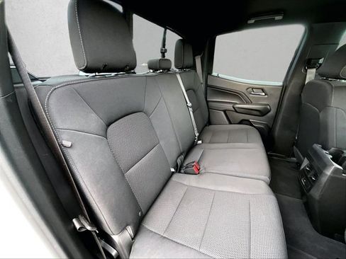 Used 2024 Chevrolet Colorado LT w/ LT Convenience Package II RWD image 29