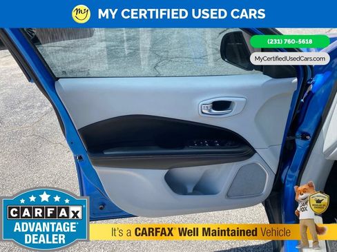 Used 2017 Jeep Compass Latitude w/ Popular Equipment Group AWD/4WD image 12