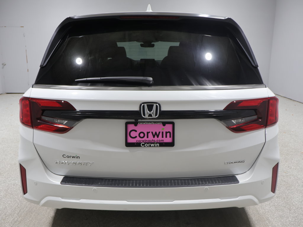 Used 2026 Honda Odyssey Touring image 3