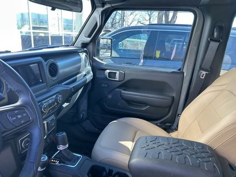 Used 2023 Jeep Wrangler Willys image 11