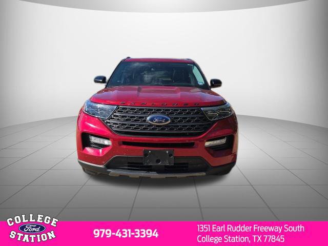 Used 2022 Ford Explorer XLT w/ Equipment Group 202A RWD image 2