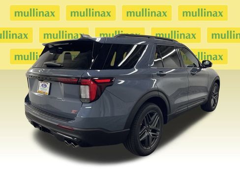 New 2026 Ford Explorer ST AWD/4WD image 3
