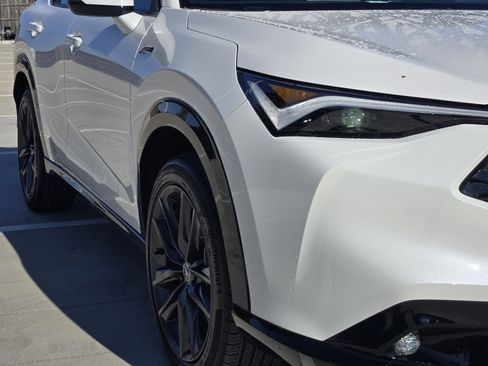 Certified 2025 Acura ADX A-Spec image 18