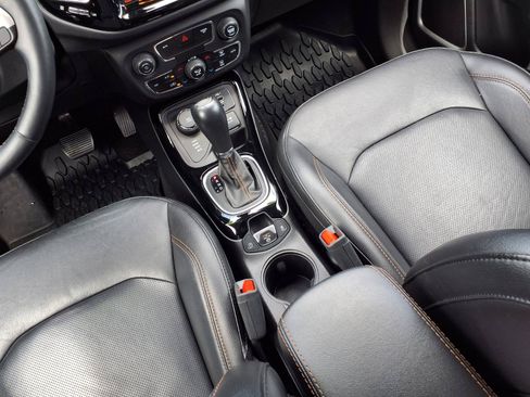 Used 2019 Jeep Compass Limited AWD/4WD image 10