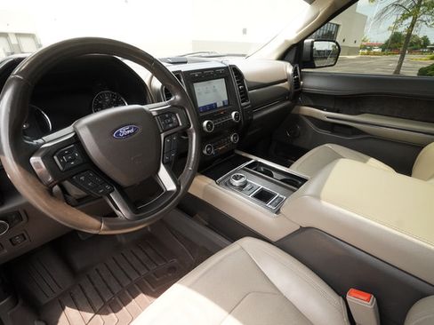 Used 2021 Ford Expedition Limited RWD image 22