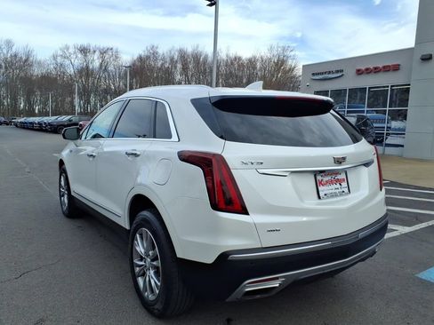 Used 2023 Cadillac XT5 Premium Luxury w/ LPO, Floor Liner Package AWD/4WD image 8