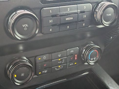 Used 2020 Ford F150 XLT w/ Equipment Group 302A Luxury image 14