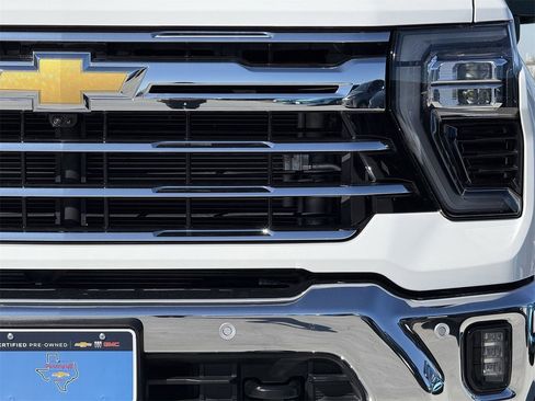 Used 2024 Chevrolet Silverado 2500 LTZ w/ LTZ Premium Texas Edition image 8