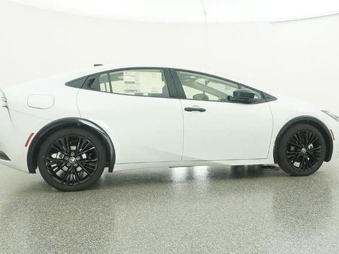 New 2026 Toyota Prius Plug-In Hybrid image 28