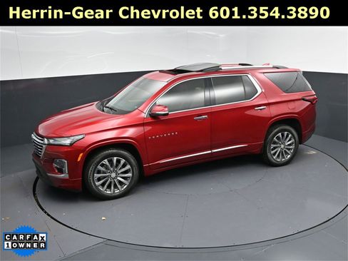 Used 2023 Chevrolet Traverse Premier w/ LPO, Floor Liner Package image 31