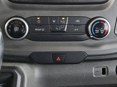 Used 2020 Ford Transit 350 XLT image 12