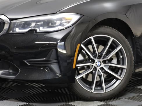 Used 2021 BMW 330i xDrive Sedan w/ Convenience Package image 3