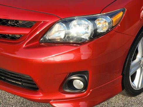 Used 2013 Toyota Corolla S w/ Premium Pkg FWD image 6