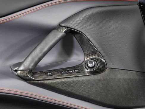 Certified 2021 Ferrari 812 GTS RWD image 39