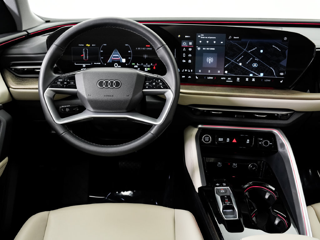 Certified 2025 Audi Q5 Premium w/ 19" Wheel Package AWD/4WD image 15