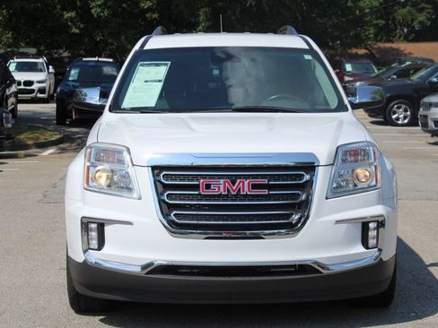 Used 2016 GMC Terrain SLT FWD image 2