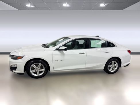 Used 2020 Chevrolet Malibu LS w/ Driver Confidence Package II FWD image 2