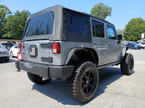 Used 2017 Jeep Wrangler Unlimited Sport w/ Quick Order Package 24S AWD/4WD image 6