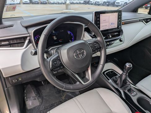 Used 2020 Toyota Corolla XSE image 10