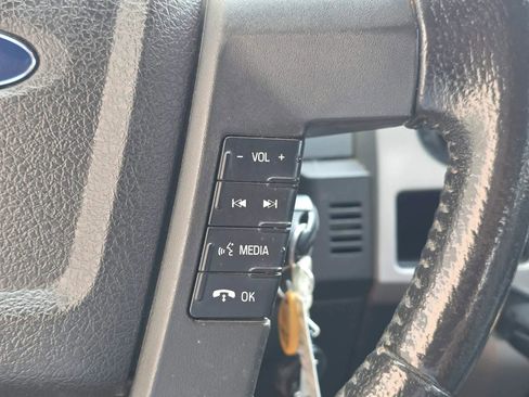 Used 2014 Ford F150 XLT w/ XLT Convenience Package image 18