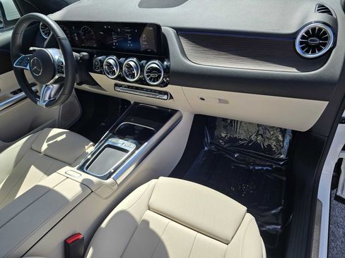 Used 2026 Mercedes-Benz GLA 250 4MATIC image 10