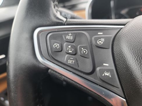 Used 2018 Chevrolet Equinox Premier AWD/4WD image 19
