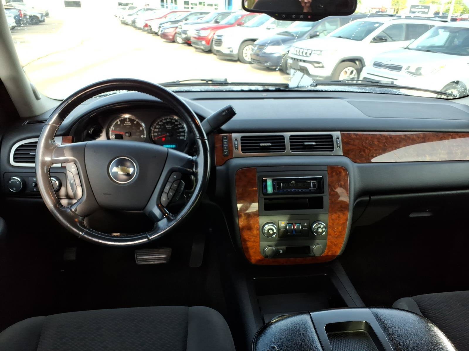 Used 2007 Chevrolet Avalanche 4x4 image 10