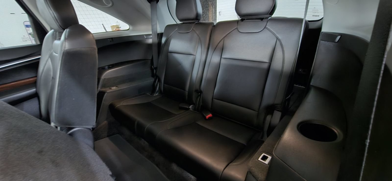 Used 2016 Acura MDX w/ Technology Package AWD/4WD image 18