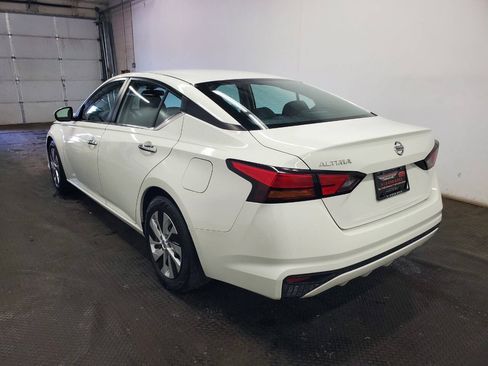 Used 2022 Nissan Altima 2.5 S FWD image 5