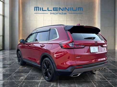 Used 2023 Honda CR-V Sport Touring image 3
