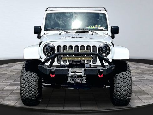 Used 2015 Jeep Wrangler Unlimited Sahara w/ Max Tow Package AWD/4WD image 24