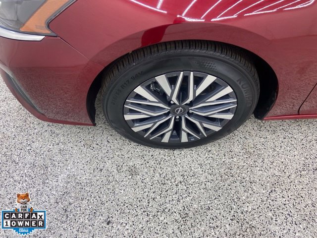 Used 2024 Nissan Altima 2.5 SV FWD image 10