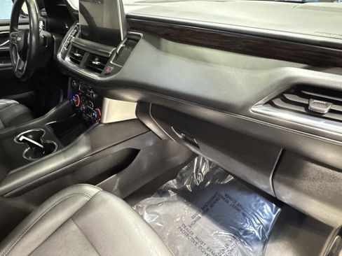 Used 2022 Chevrolet Tahoe LT w/ Luxury Package image 27