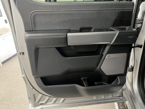 Used 2024 Ford F350 Lariat image 48