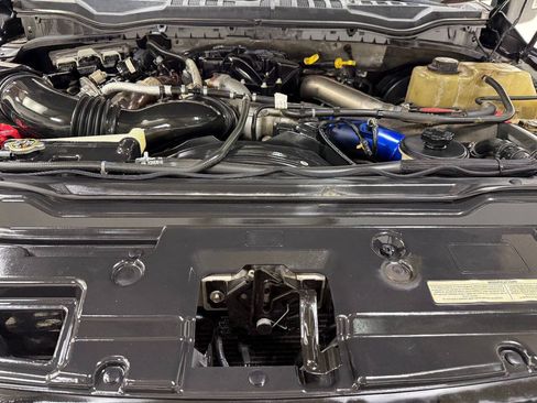 Used 2019 Ford F250 Lariat w/ Lariat Ultimate Package AWD/4WD image 94
