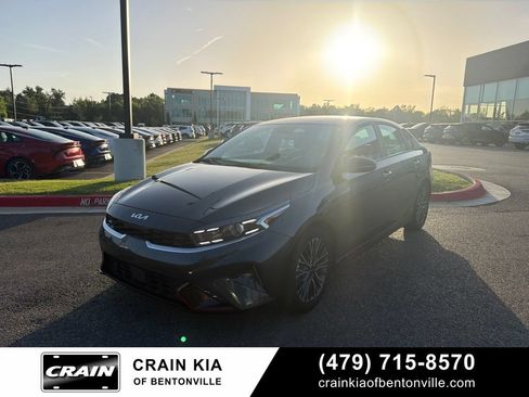 Certified 2024 Kia Forte GT-Line FWD image 4