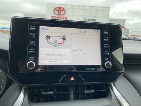 Used 2022 Toyota Venza XLE image 20