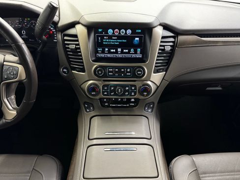 Used 2018 GMC Yukon Denali AWD/4WD image 16