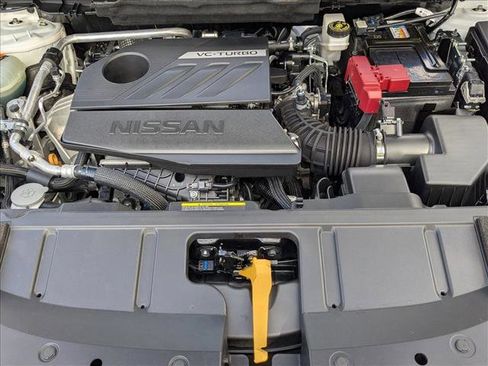 Used 2023 Nissan Rogue SV image 22