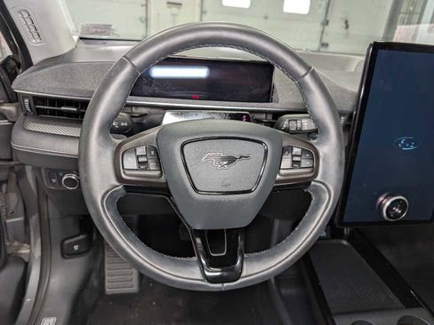 Used 2021 Ford Mustang Mach-E Premium image 38