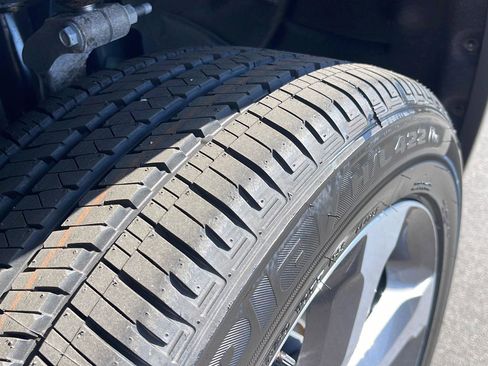 New 2026 Jeep Grand Cherokee Limited RWD image 10