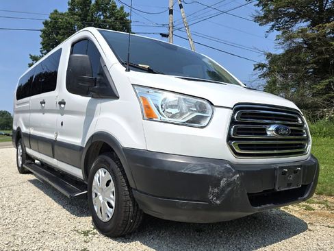 Used 2015 Ford Transit 350 XLT RWD image 11