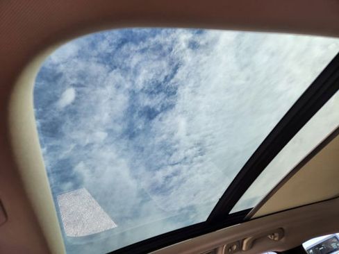 New 2026 Volvo XC60 B5 Plus w/ Climate Package image 23