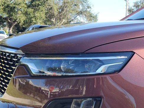 Used 2022 Cadillac XT6 Premium Luxury w/ Platinum Package image 9