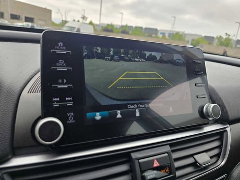 Used 2021 Honda Accord EX-L image 27