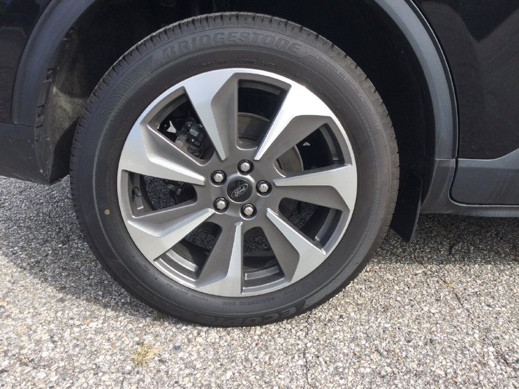 Used 2025 Ford Escape Platinum AWD/4WD image 9