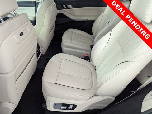 Used 2020 BMW X7 xDrive50i image 14