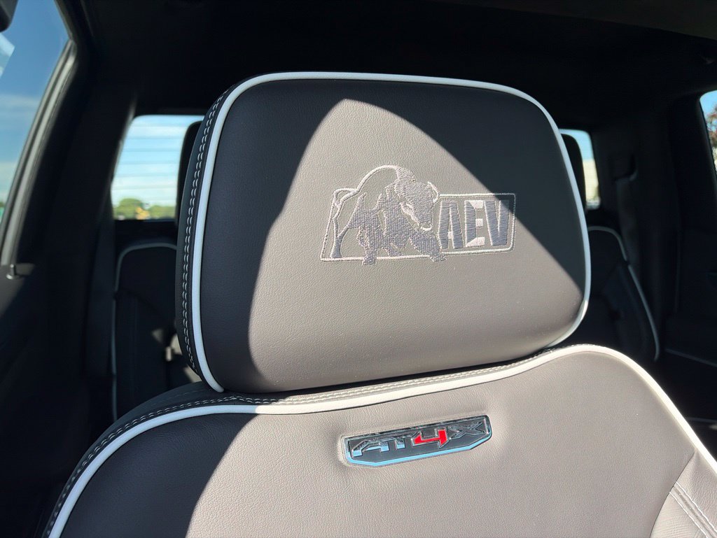 Used 2023 GMC Sierra 1500 AT4X w/ AT4X AEV Edition AWD/4WD image 37