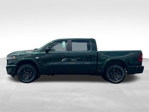 New 2026 RAM 1500 4x4 Crew Cab image 4